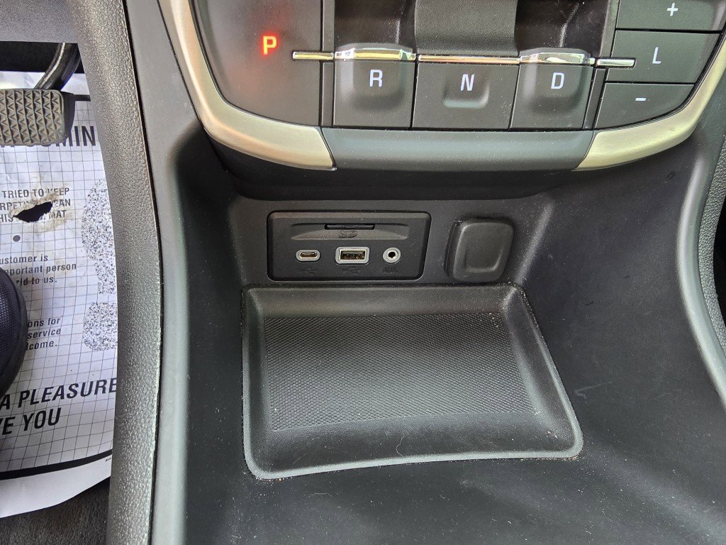 Used 2024 GMC Terrain Denali image 31