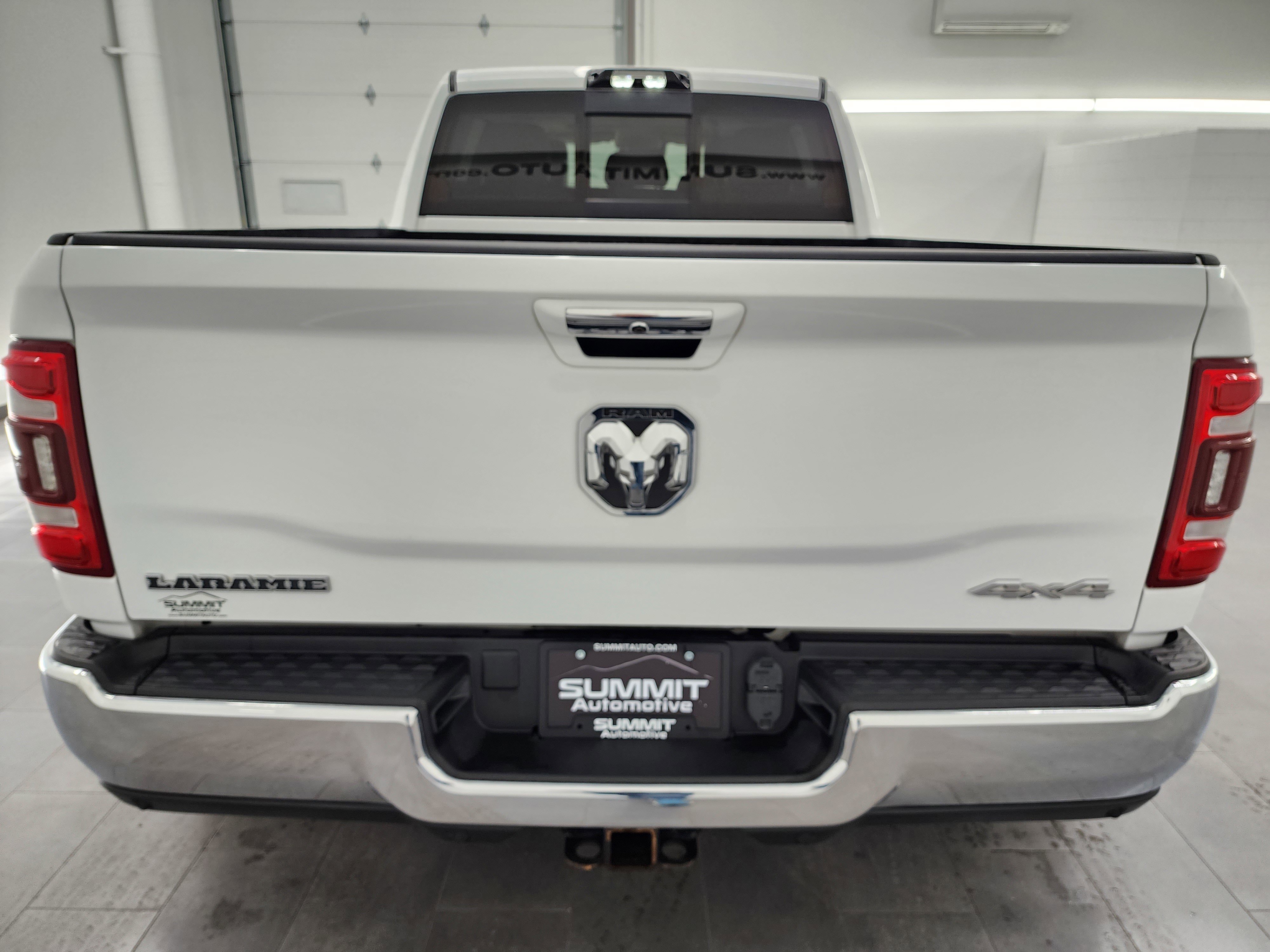 Used 2021 RAM 3500 Laramie image 33
