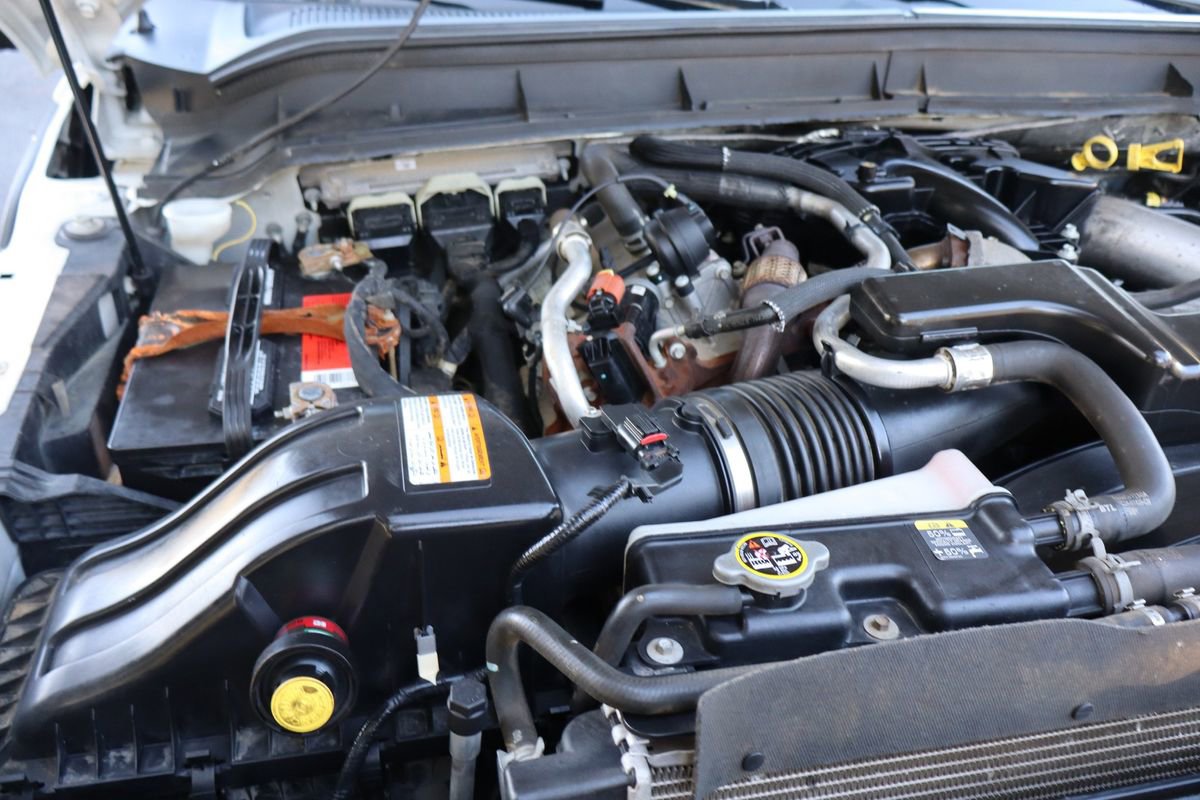 Used 2012 Ford F550 4x4 Crew Cab Super Duty w/ Payload Upgrade Pkg image 41