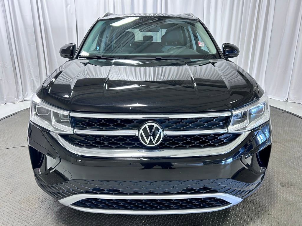 Used 2022 Volkswagen Taos SEL image 25