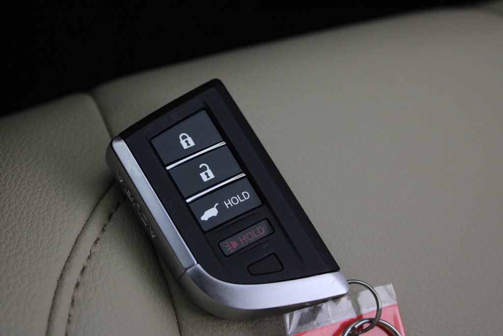 Used 2022 Acura RDX FWD image 32