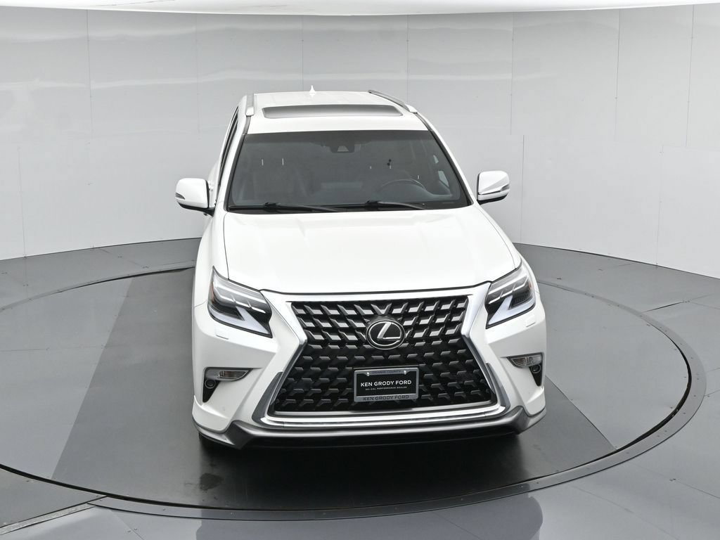 Used 2023 Lexus GX 460 Luxury w/ Sport Design Package AWD/4WD image 49