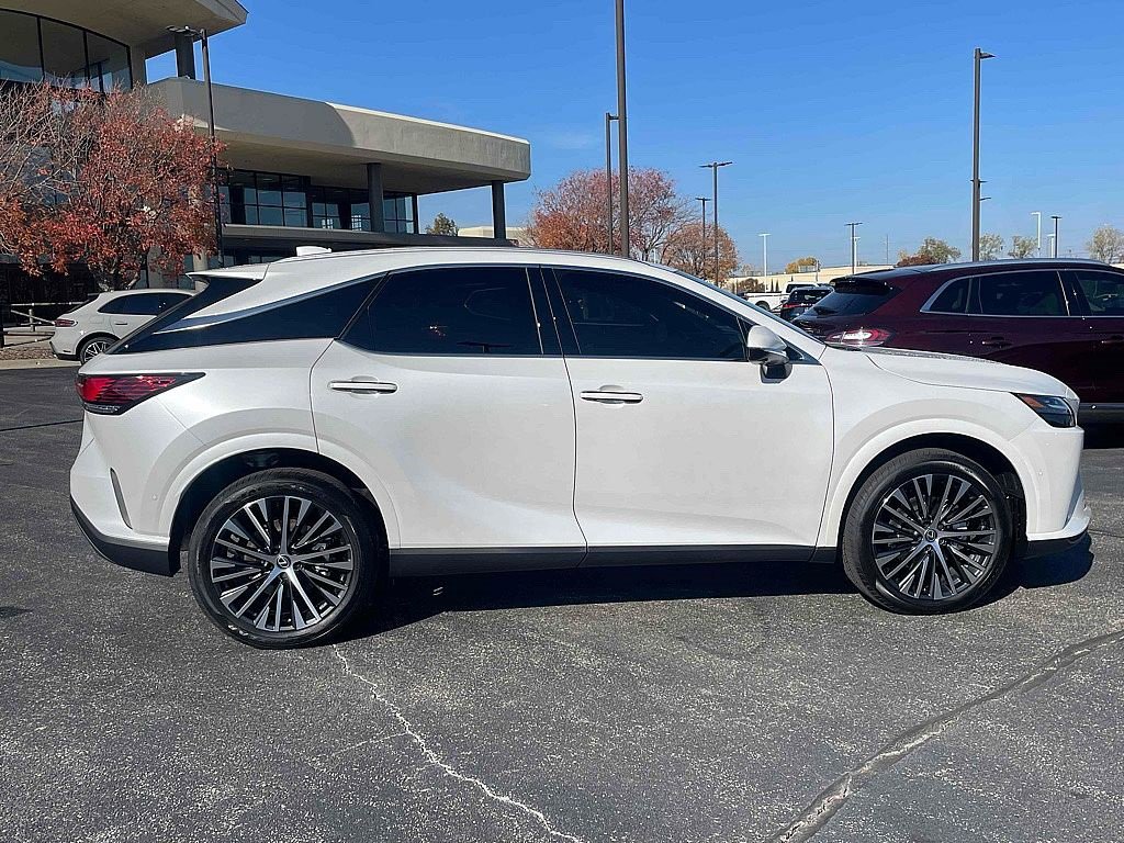 Certified 2025 Lexus RX 350 Premium Plus image 2
