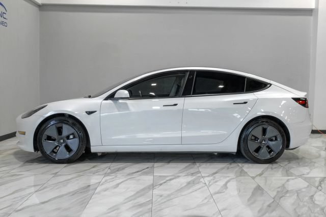 Used 2021 Tesla Model 3 Standard Range Plus RWD image 15