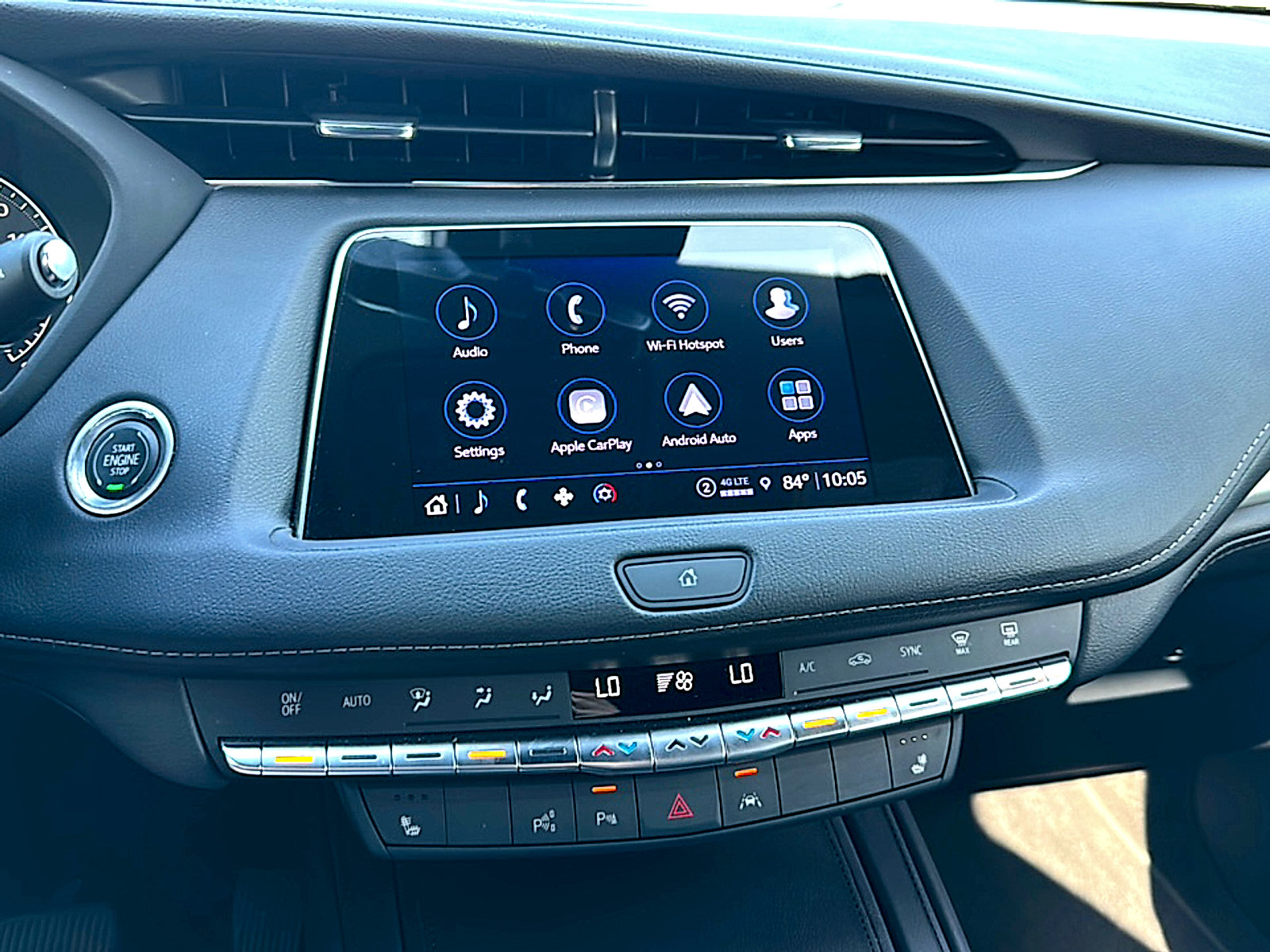 Used 2022 Cadillac XT4 Premium Luxury w/ Enhanced Visibility Package FWD image 32