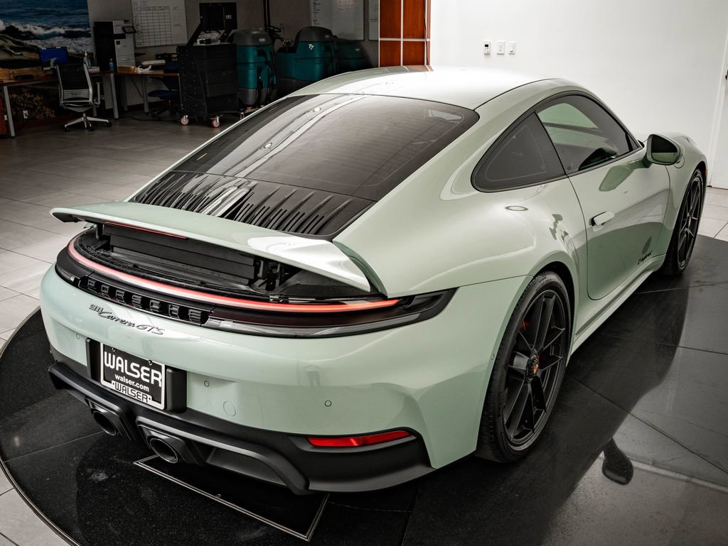 Certified 2025 Porsche 911 Carrera GTS RWD image 20