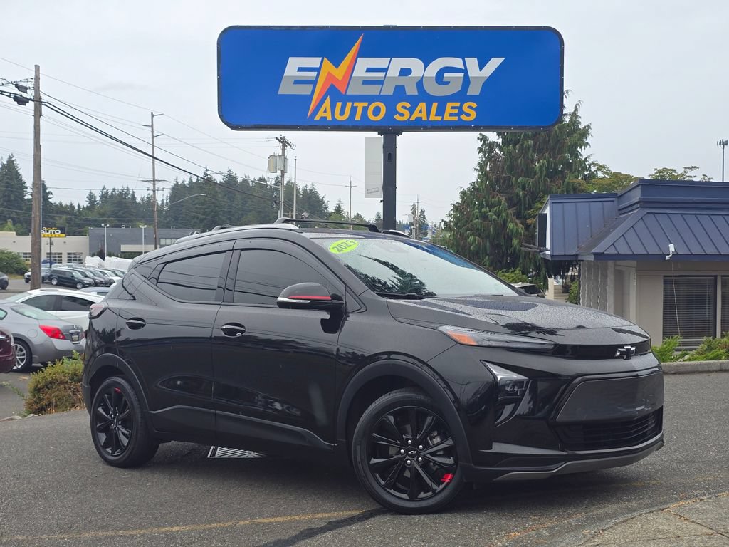 Used 2023 Chevrolet Bolt EUV LT w/ Redline Edition FWD image 1