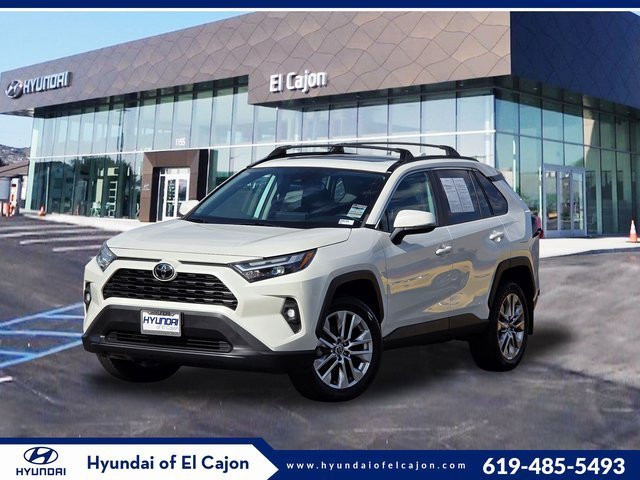 Used 2022 Toyota RAV4 XLE Premium image 1