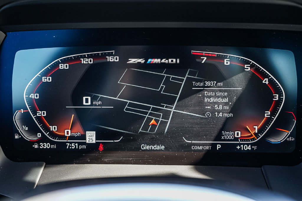 Used 2026 BMW Z4 M40i RWD image 25