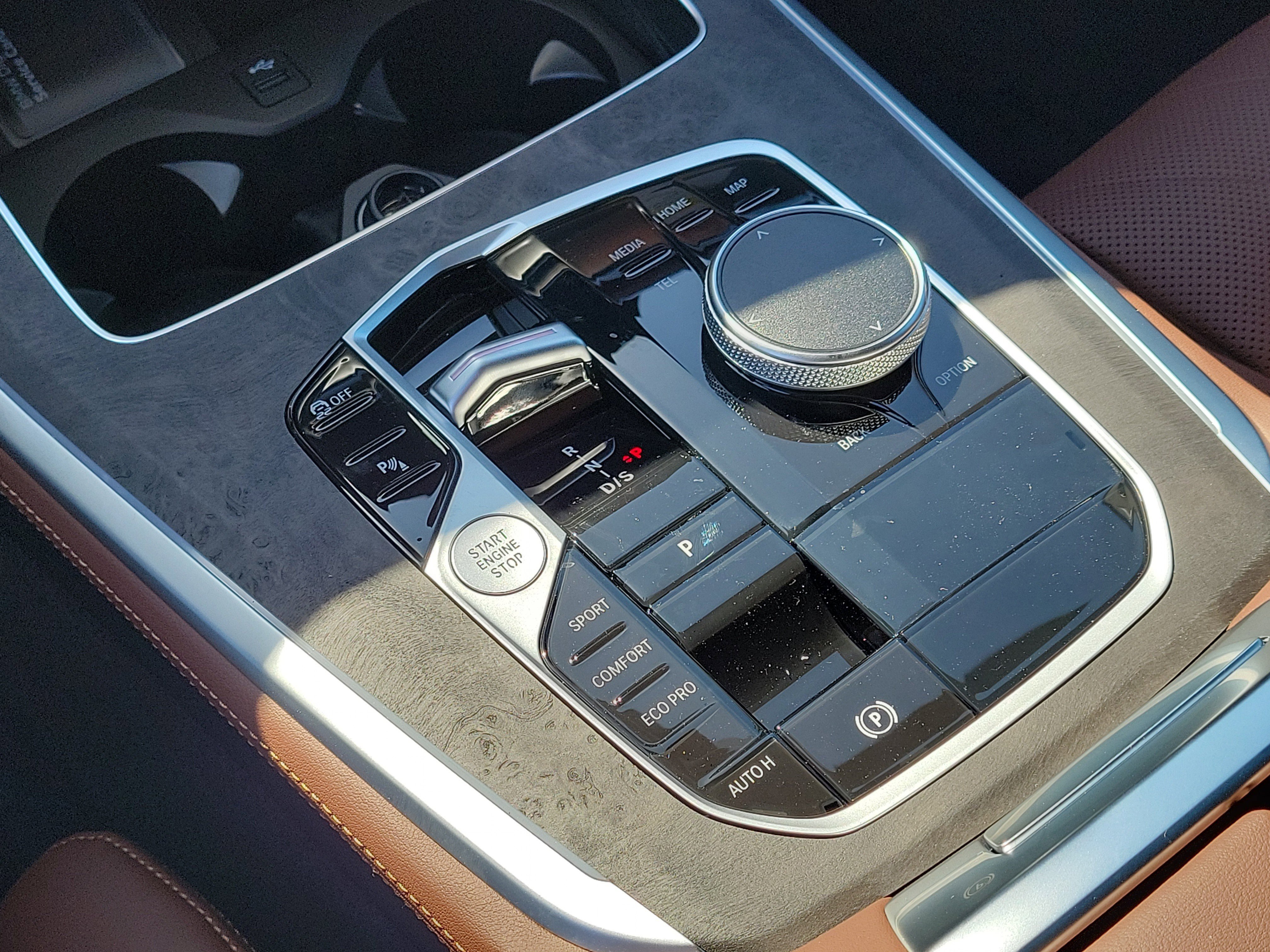 New 2026 BMW X5 sDrive40i w/ Climate Comfort Package image 21