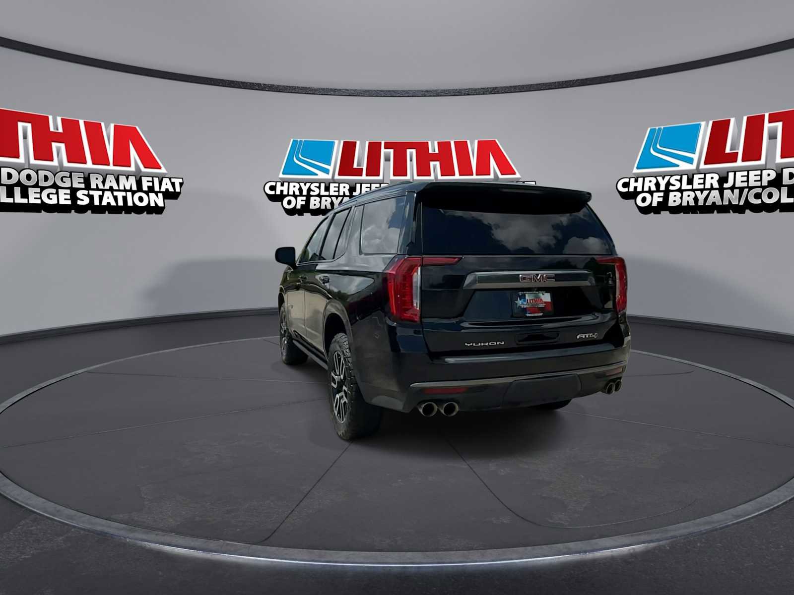 Used 2023 GMC Yukon AT4 w/ AT4 Premium Plus Package image 6