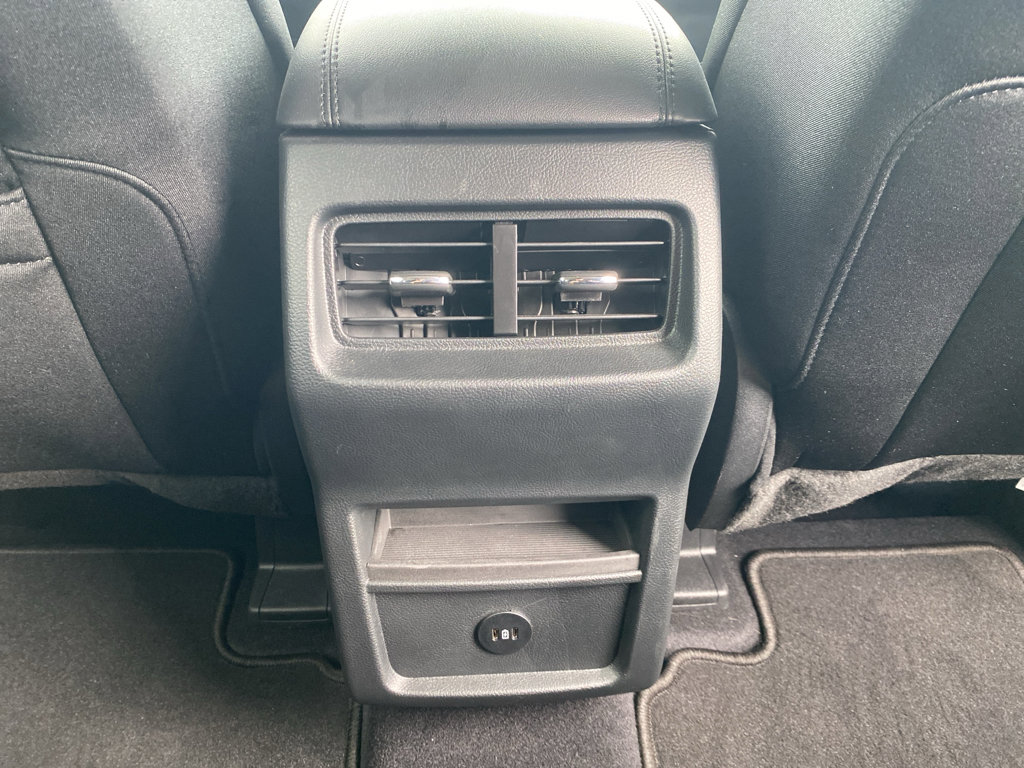 Certified 2022 Ford Edge SE w/ Black Appearance Package image 13