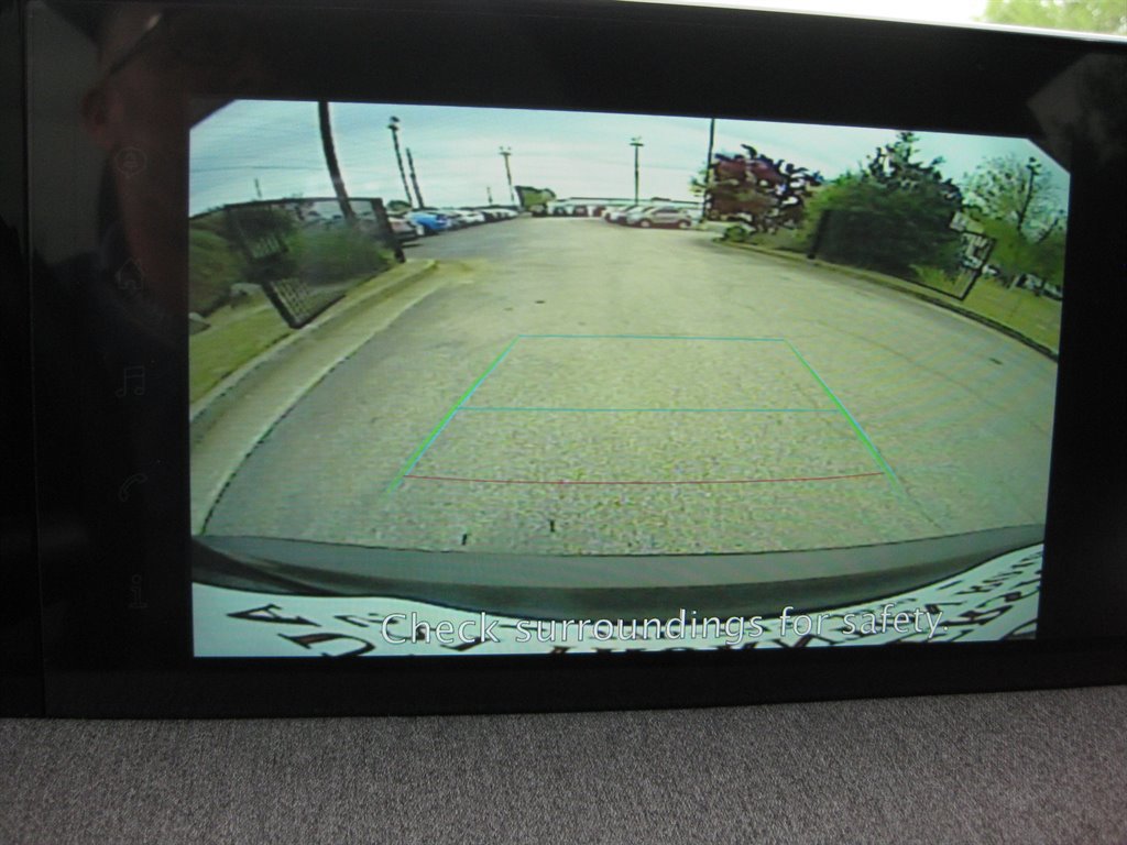 Used 2025 Nissan Kicks SV FWD image 34