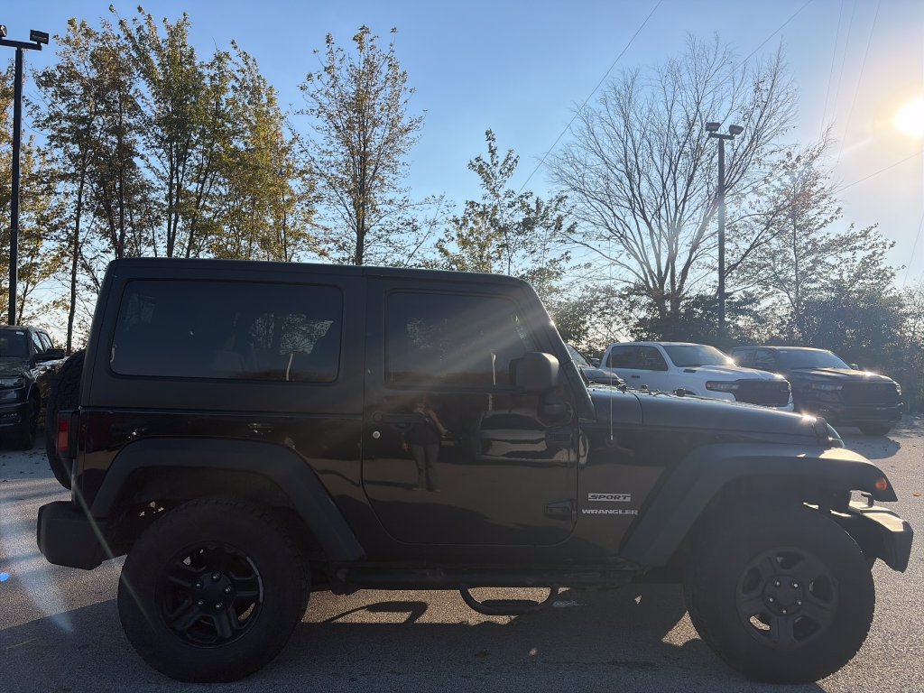 Used 2015 Jeep Wrangler Sport AWD/4WD image 6
