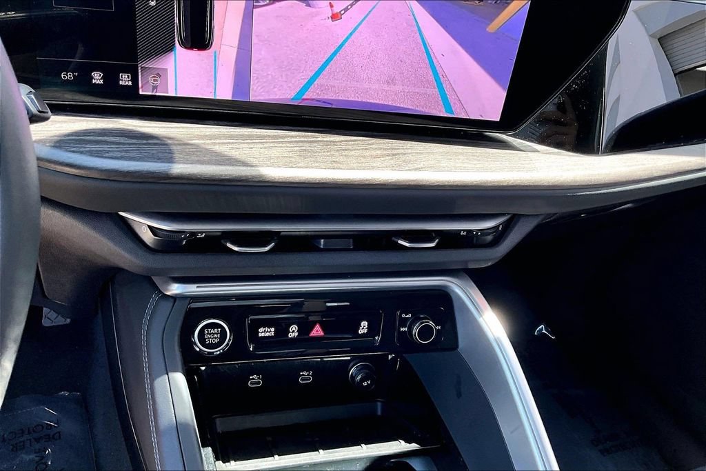 Certified 2025 Audi Q5 Premium Plus w/ Premium Plus AWD/4WD image 16