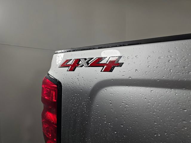 Used 2018 Chevrolet Silverado 1500 LT w/ All Star Edition image 16