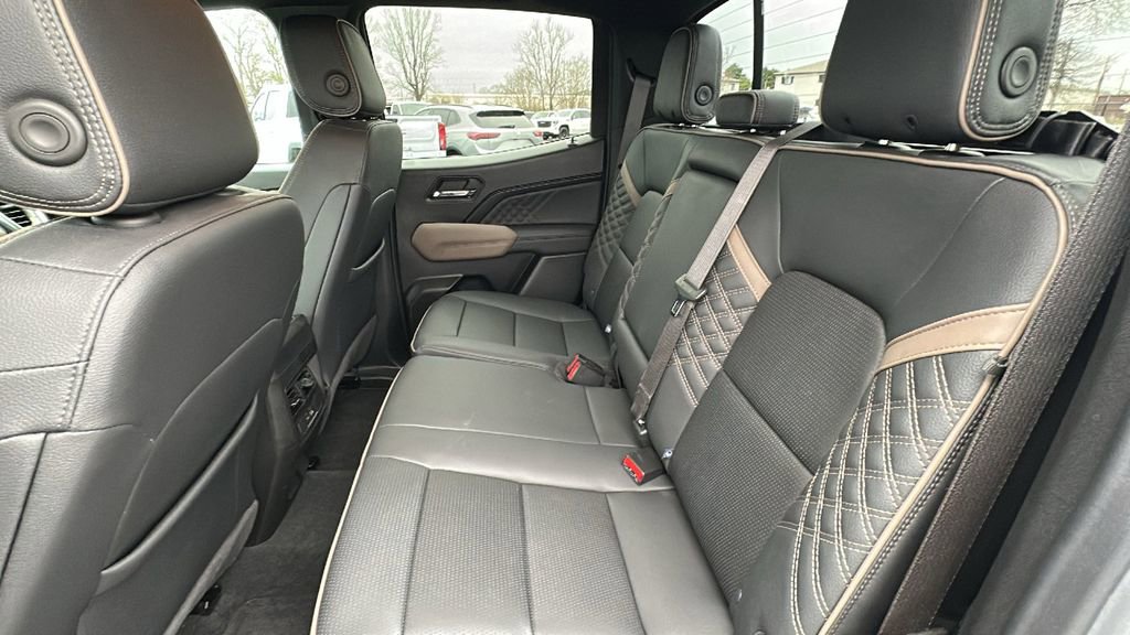 Certified 2024 GMC Canyon Denali image 13
