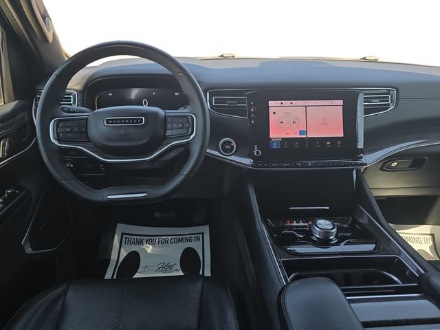 Used 2022 Jeep Wagoneer Series II AWD/4WD image 12