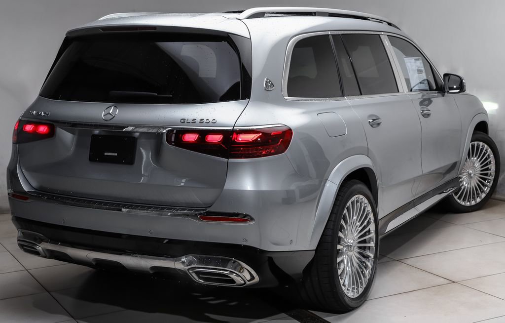 New 2026 Mercedes-Benz Maybach GLS 600 4MATIC image 3