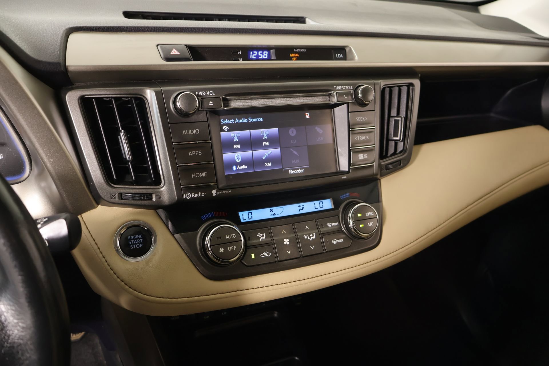 Used 2015 Toyota RAV4 Limited w/ Technology Package FWD image 5