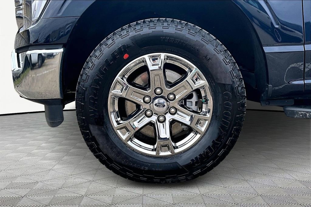 Certified 2023 Ford F150 XLT w/ Equipment Group 302A High image 9