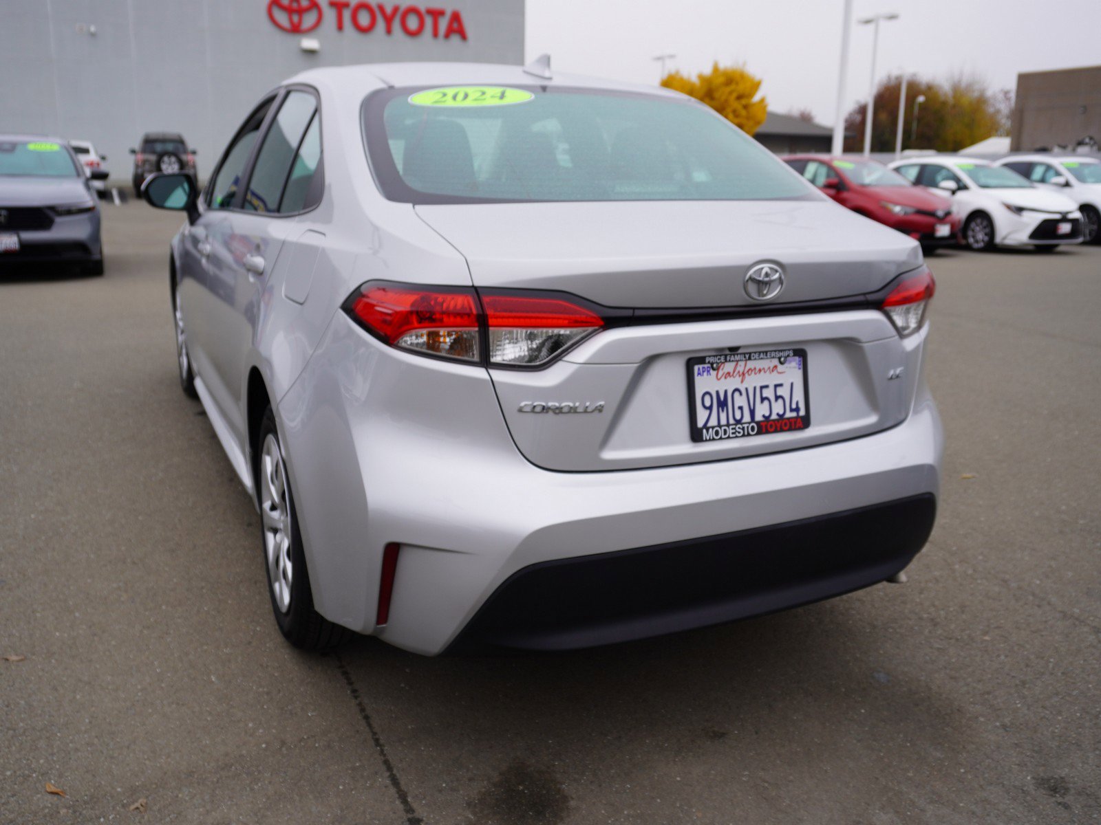 Used 2024 Toyota Corolla LE image 8