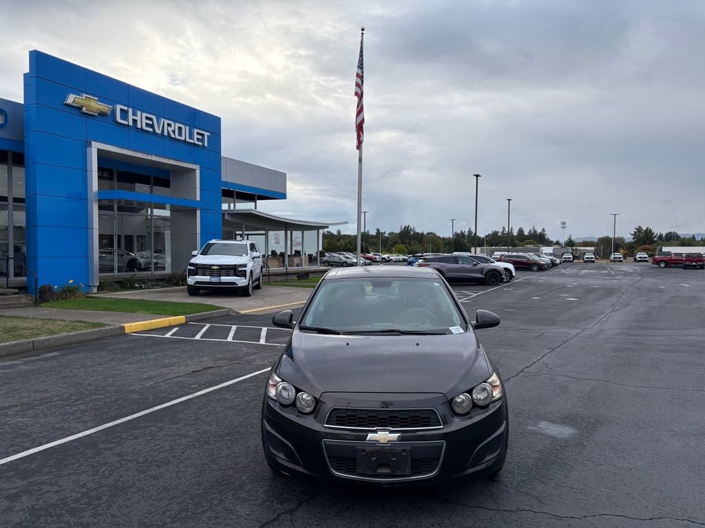 Used 2013 Chevrolet Sonic LT FWD image 7