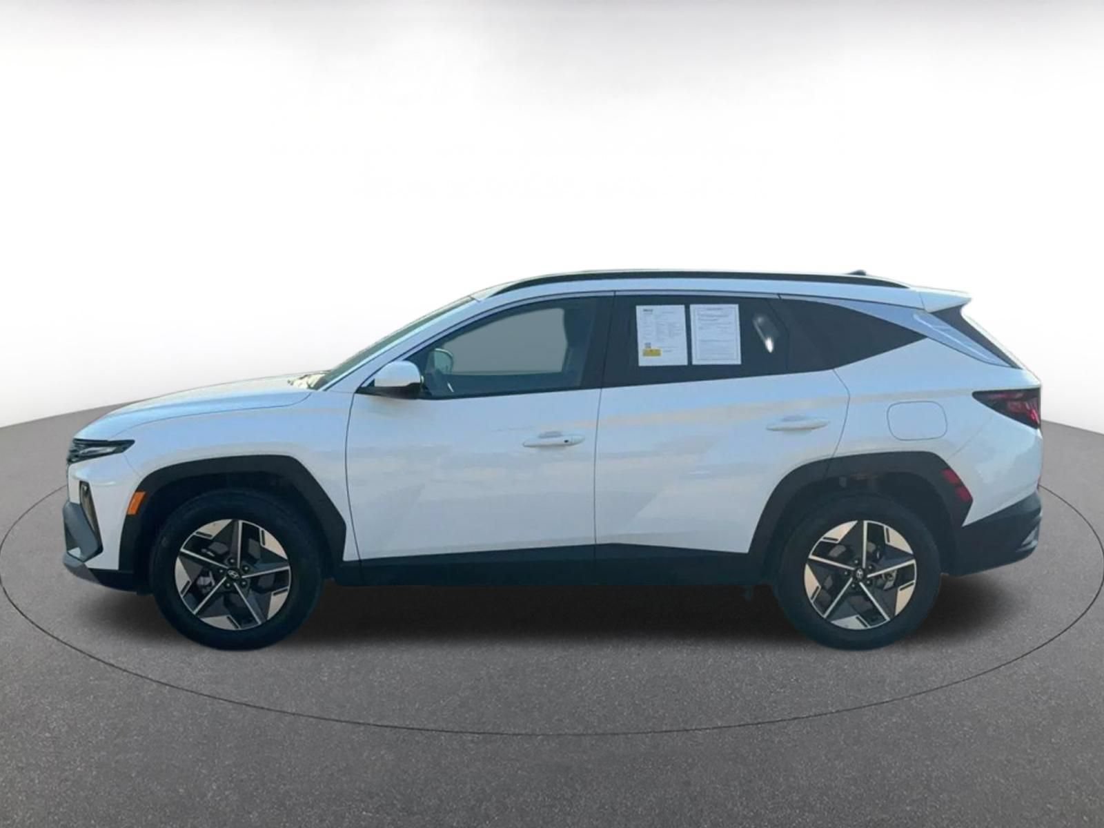 Used 2026 Hyundai Tucson SEL Plus AWD/4WD image 8