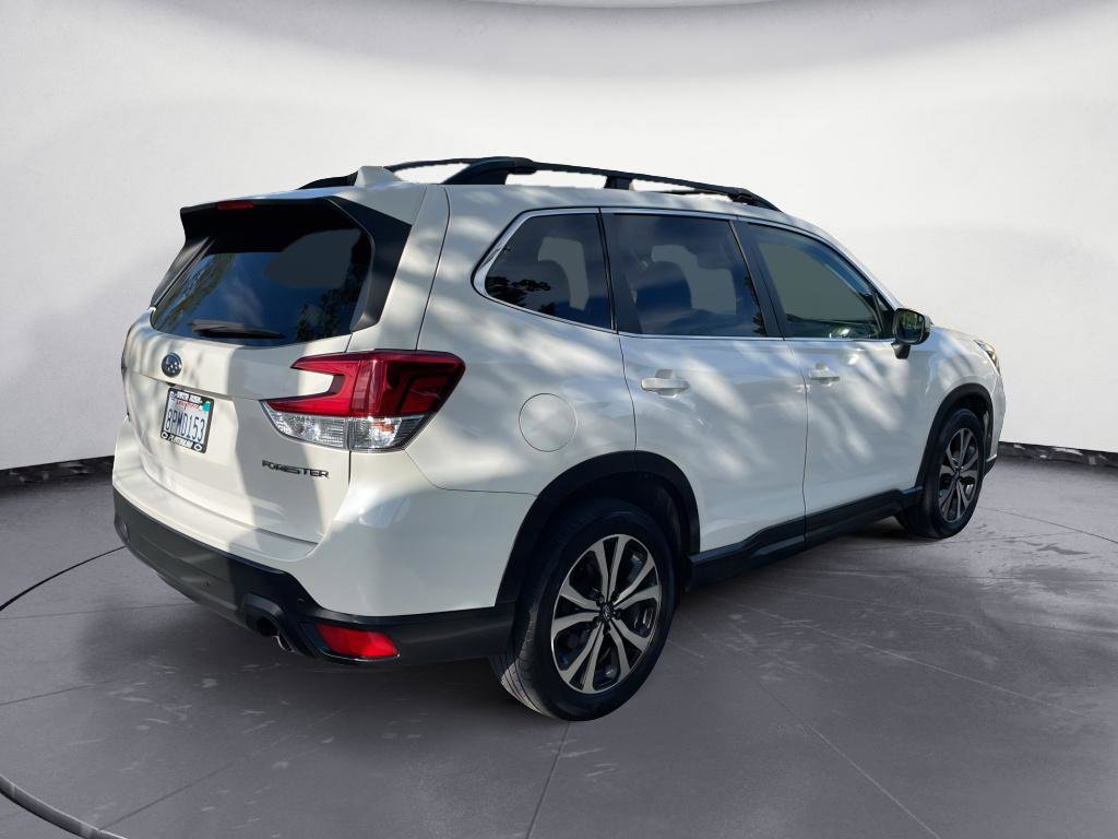 Used 2020 Subaru Forester Limited AWD/4WD image 6