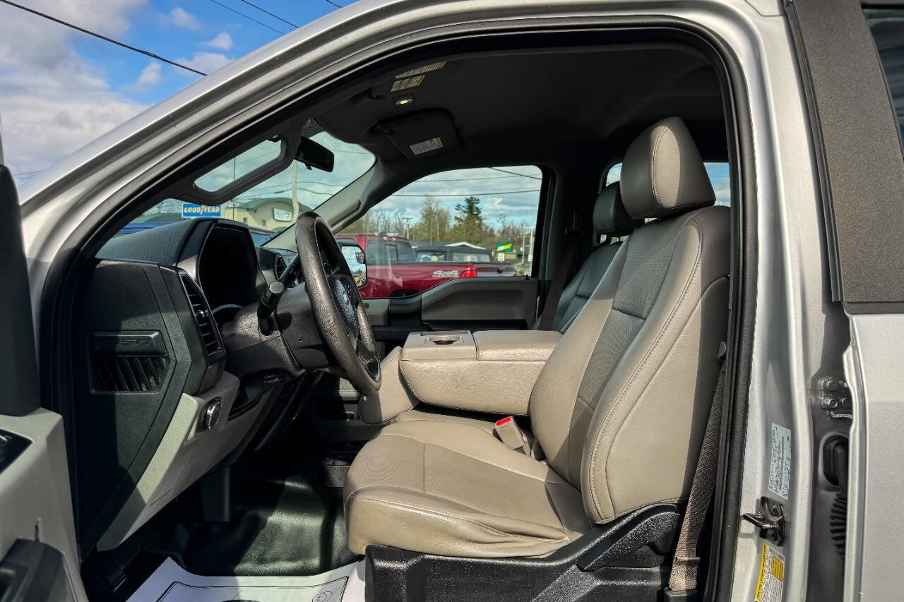 Used 2017 Ford F150 XL w/ Equipment Group 101A Mid AWD/4WD image 19