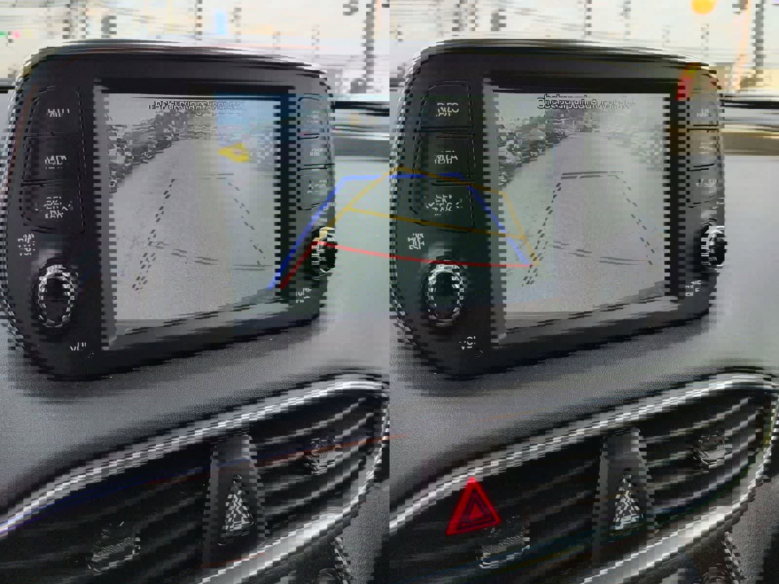 Used 2020 Hyundai Santa Fe SEL w/ Convenience + Premium Package image 27