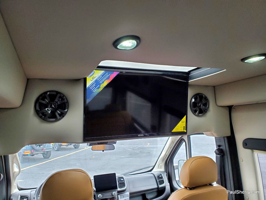 New 2023 RAM ProMaster 2500 w/ Driver Convenience Group image 41