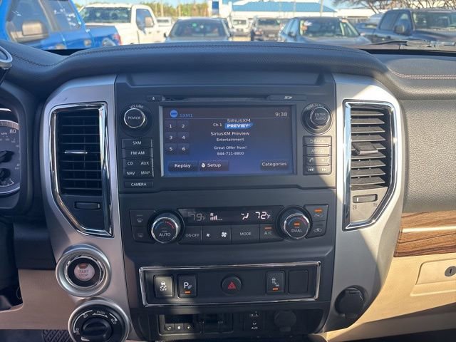 Used 2017 Nissan Titan SL image 12