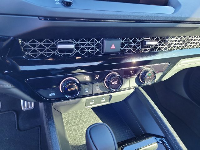 Used 2024 Honda Accord Sport image 32