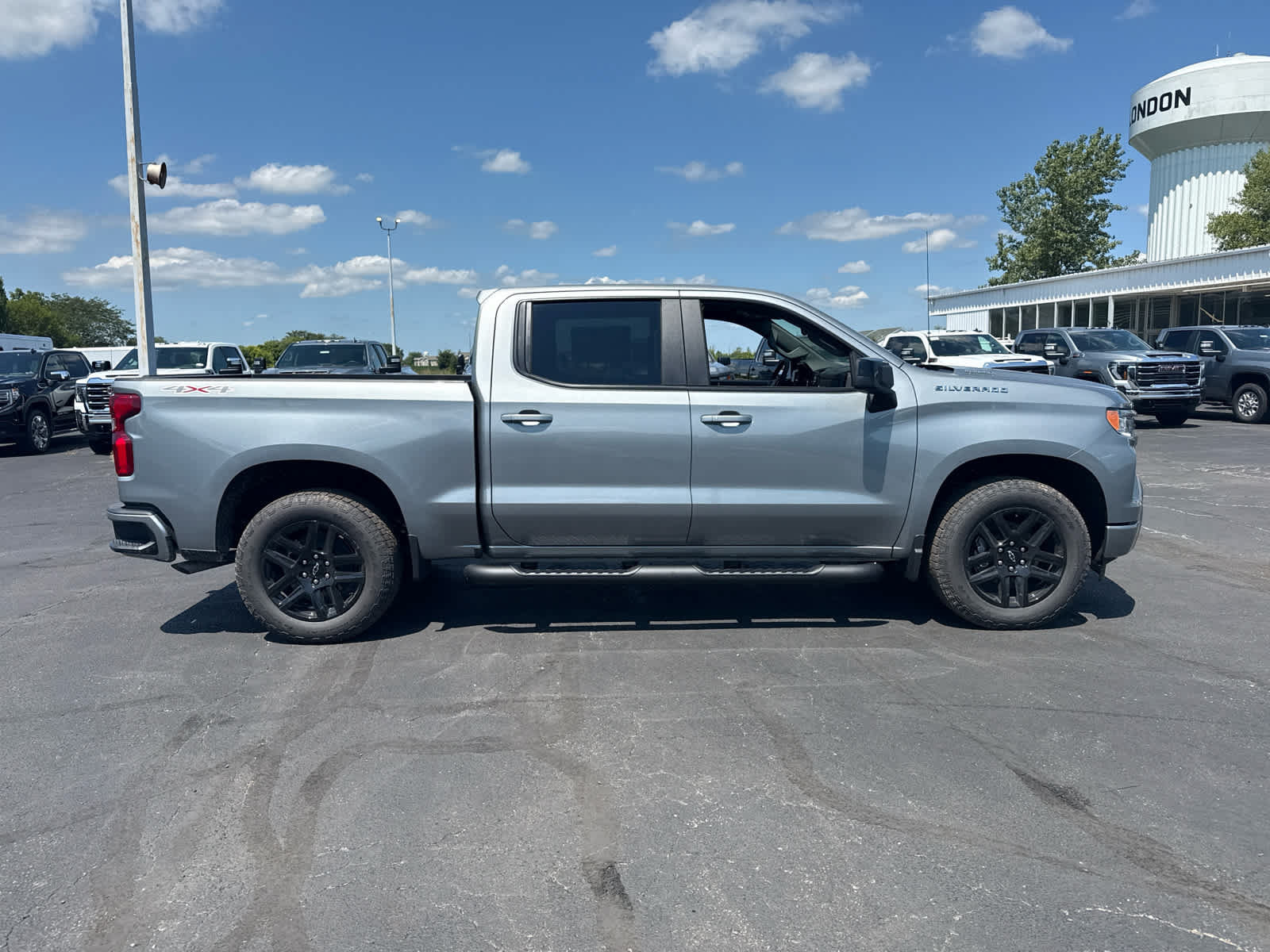 New 2026 Chevrolet Silverado 1500 RST w/ Convenience Package II AWD/4WD image 6