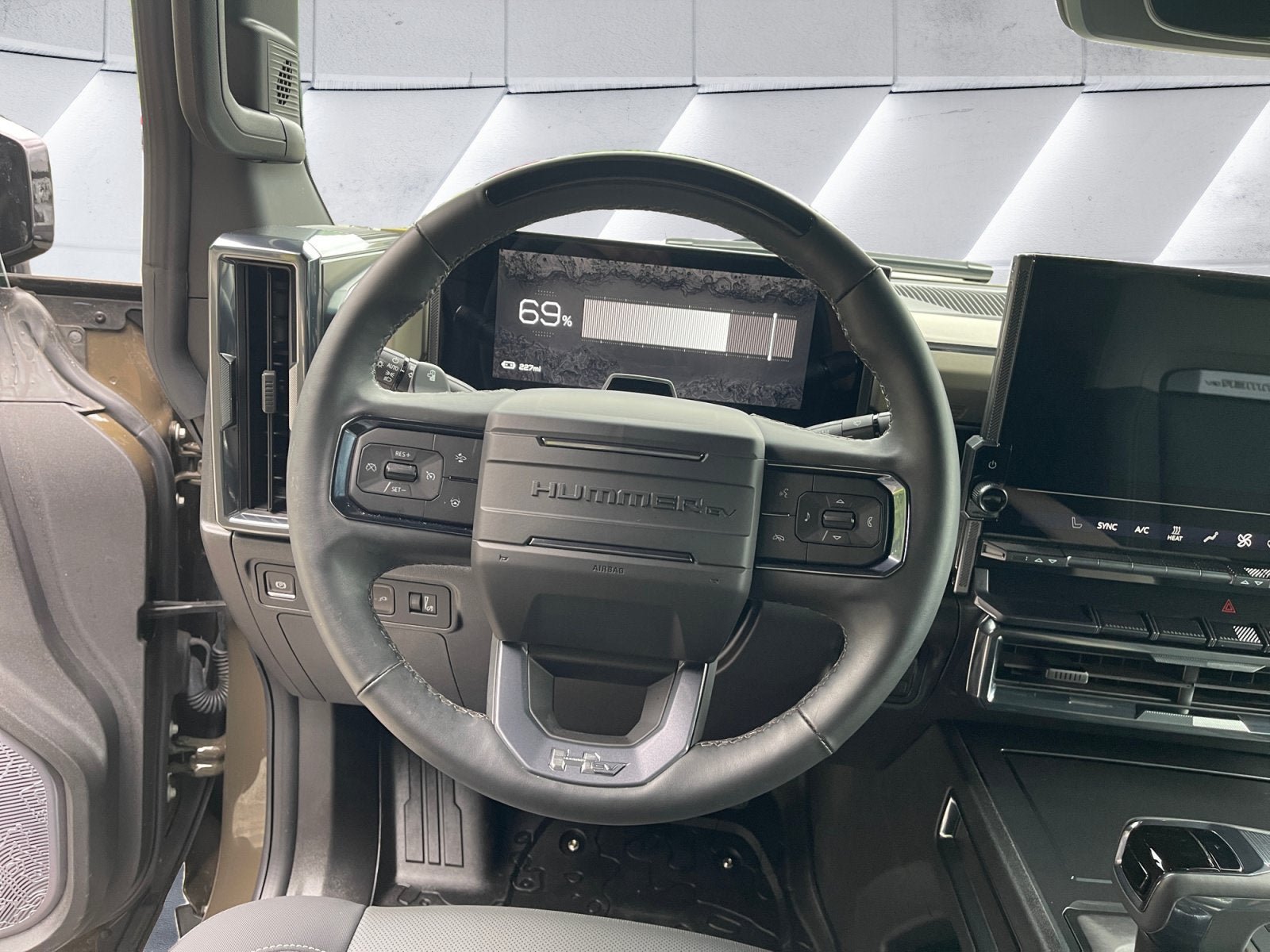 Used 2026 GMC Hummer EV SUV AWD/4WD image 30