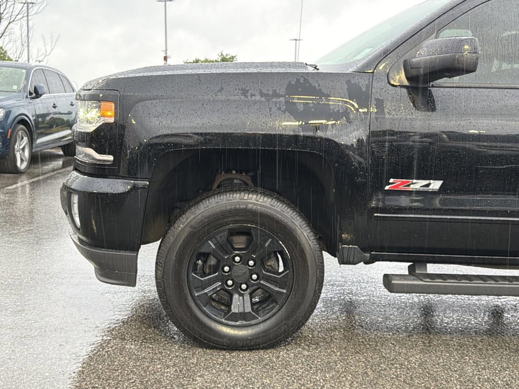 Used 2016 Chevrolet Silverado 1500 LTZ Z71 w/ LTZ Plus Package AWD/4WD image 9