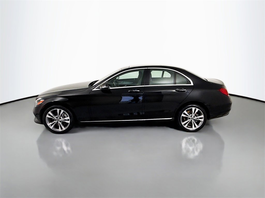 Used 2021 Mercedes-Benz C 300 4MATIC Sedan image 2