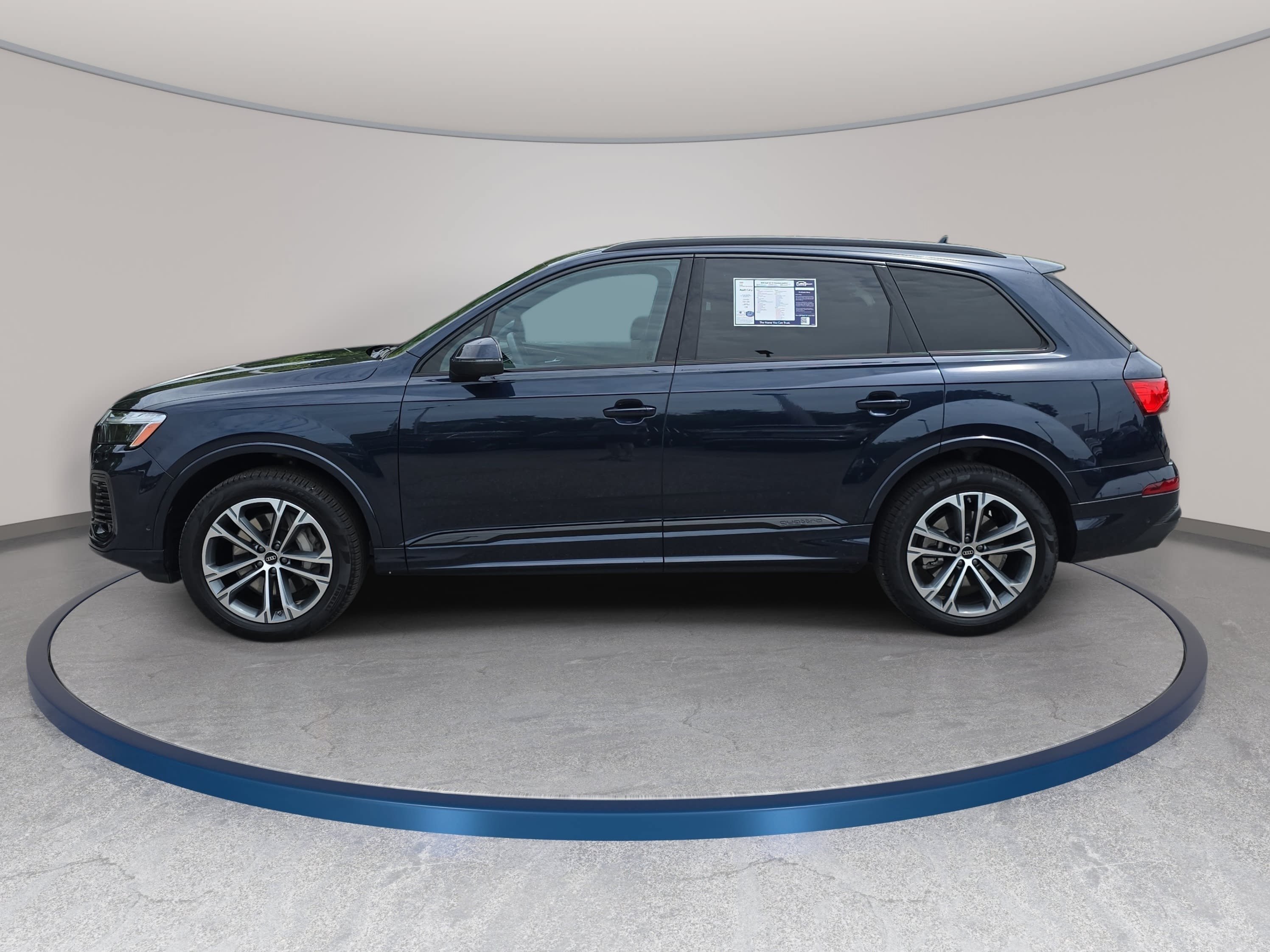 Certified 2025 Audi Q7 2.0T Premium w/ Convenience Plus Package AWD/4WD image 8