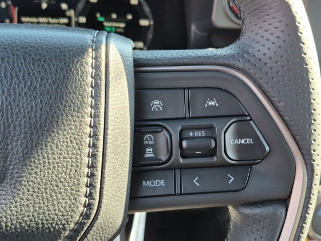 New 2026 Toyota 4Runner TRD Off-Road AWD/4WD image 17