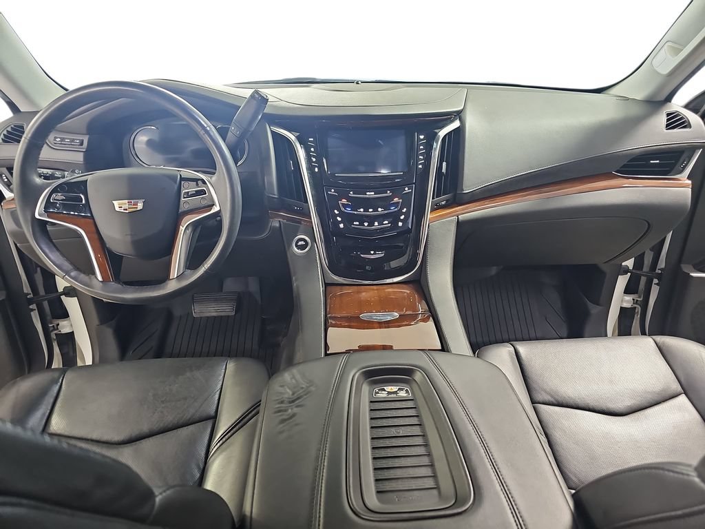 Certified 2018 Cadillac Escalade ESV Luxury AWD/4WD image 11