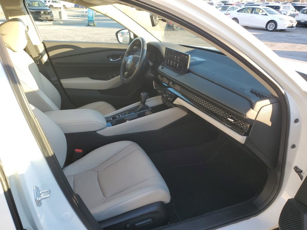 Certified 2024 Honda Accord EX-L image 33