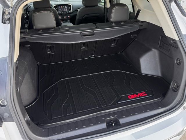 Used 2023 GMC Terrain Denali w/ Denali Premium Package image 26