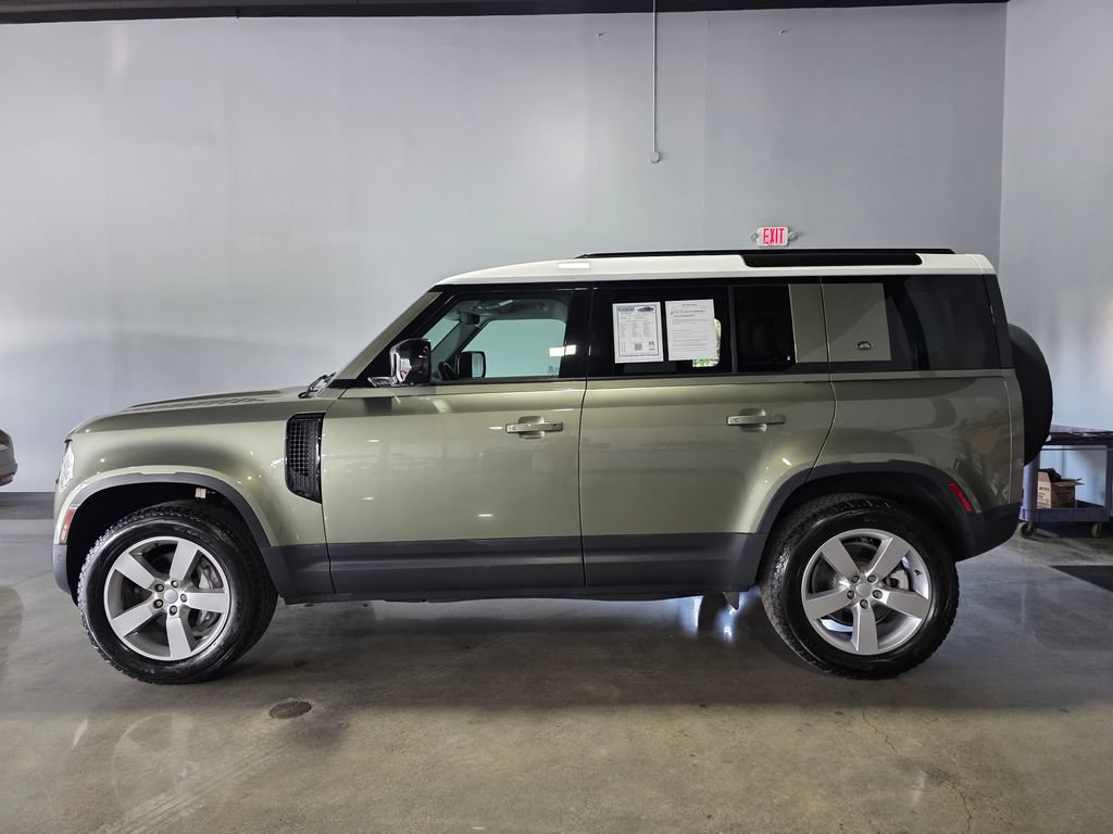 Used 2023 Land Rover Defender 110 SE AWD/4WD image 7