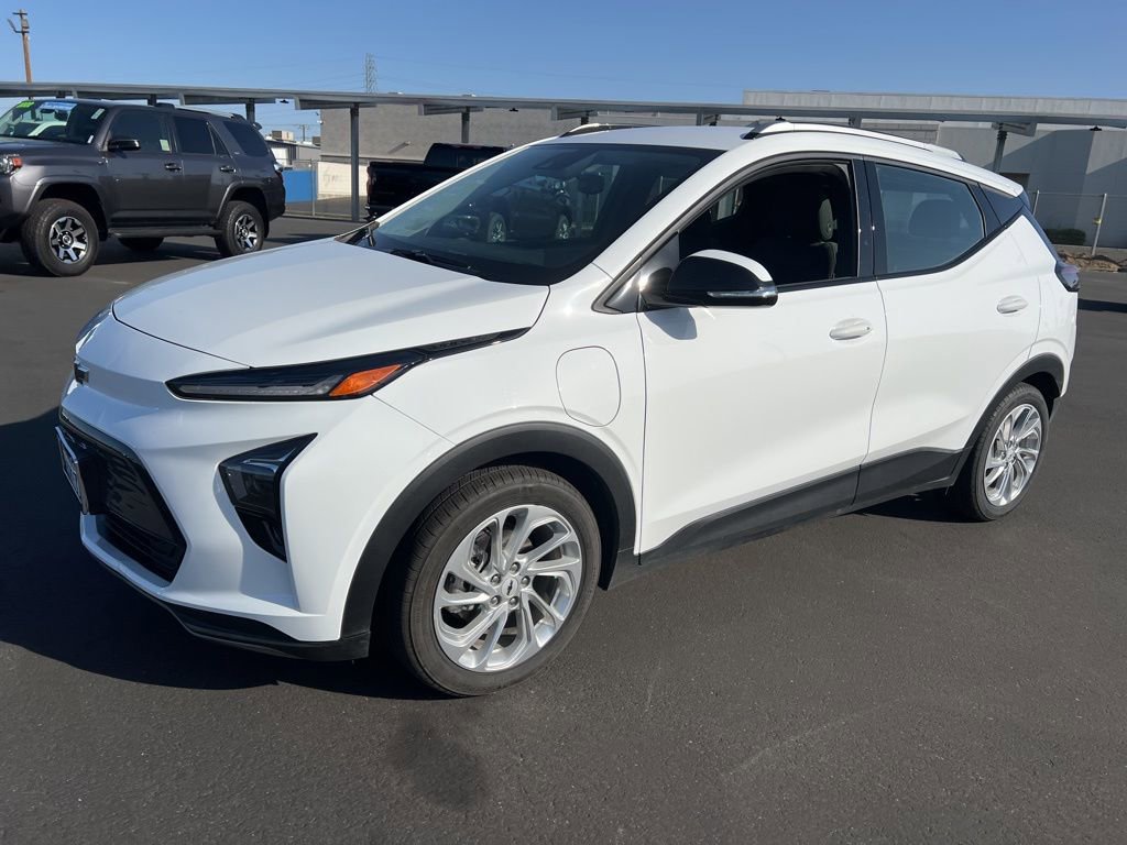 Used 2023 Chevrolet Bolt EUV LT image 9