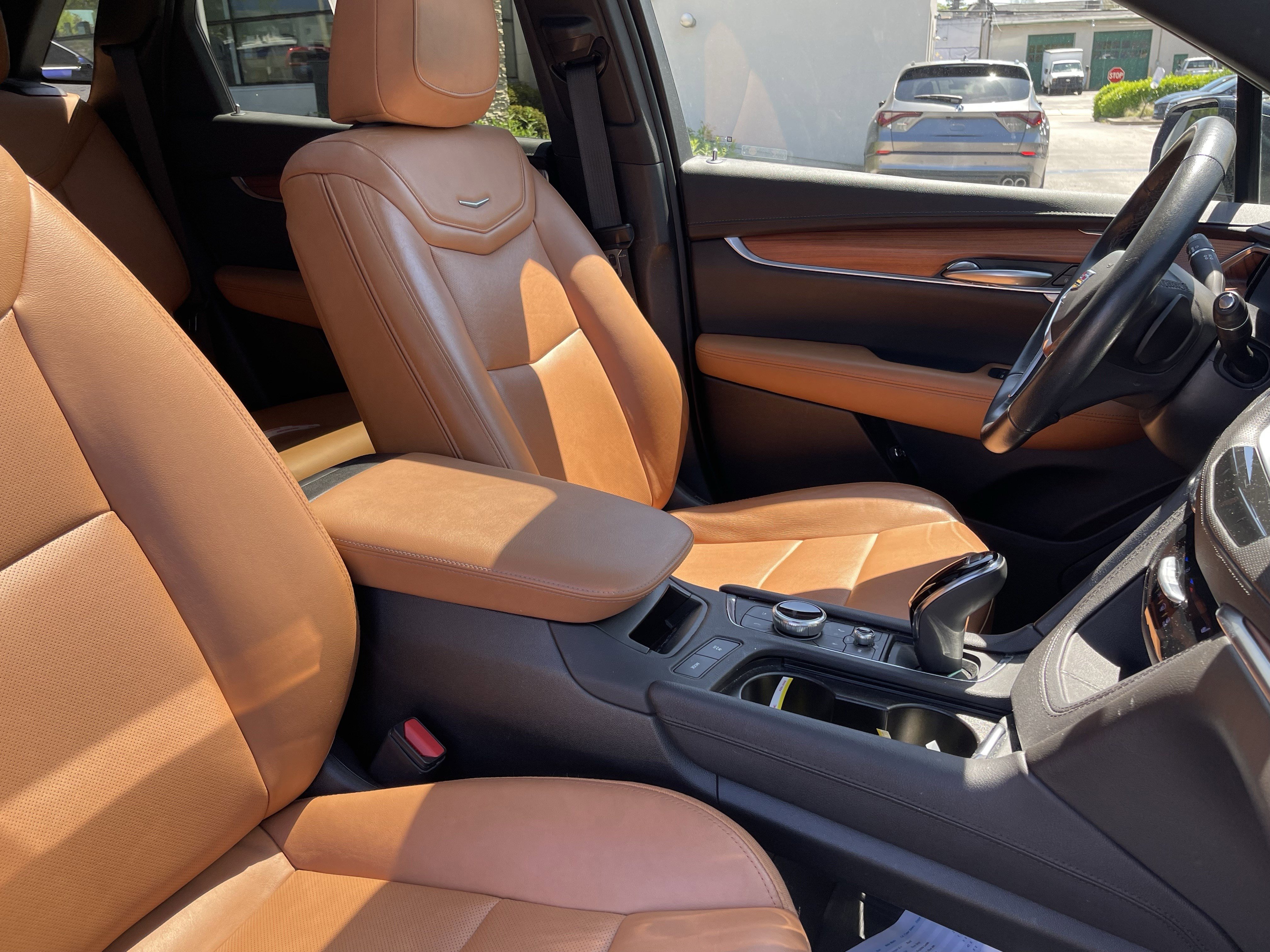 Used 2023 Cadillac XT5 Premium Luxury AWD/4WD image 8