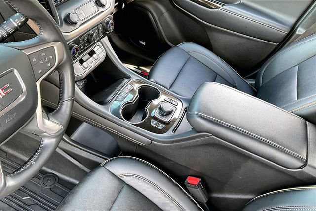 Used 2021 GMC Acadia AT4 w/ Technology Package AWD/4WD image 18