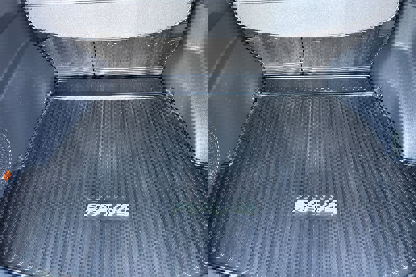 Used 2020 Toyota RAV4 XSE image 16