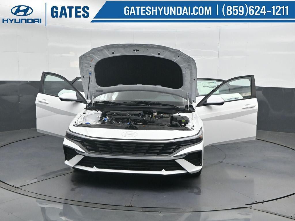 New 2026 Hyundai Elantra SE FWD image 54