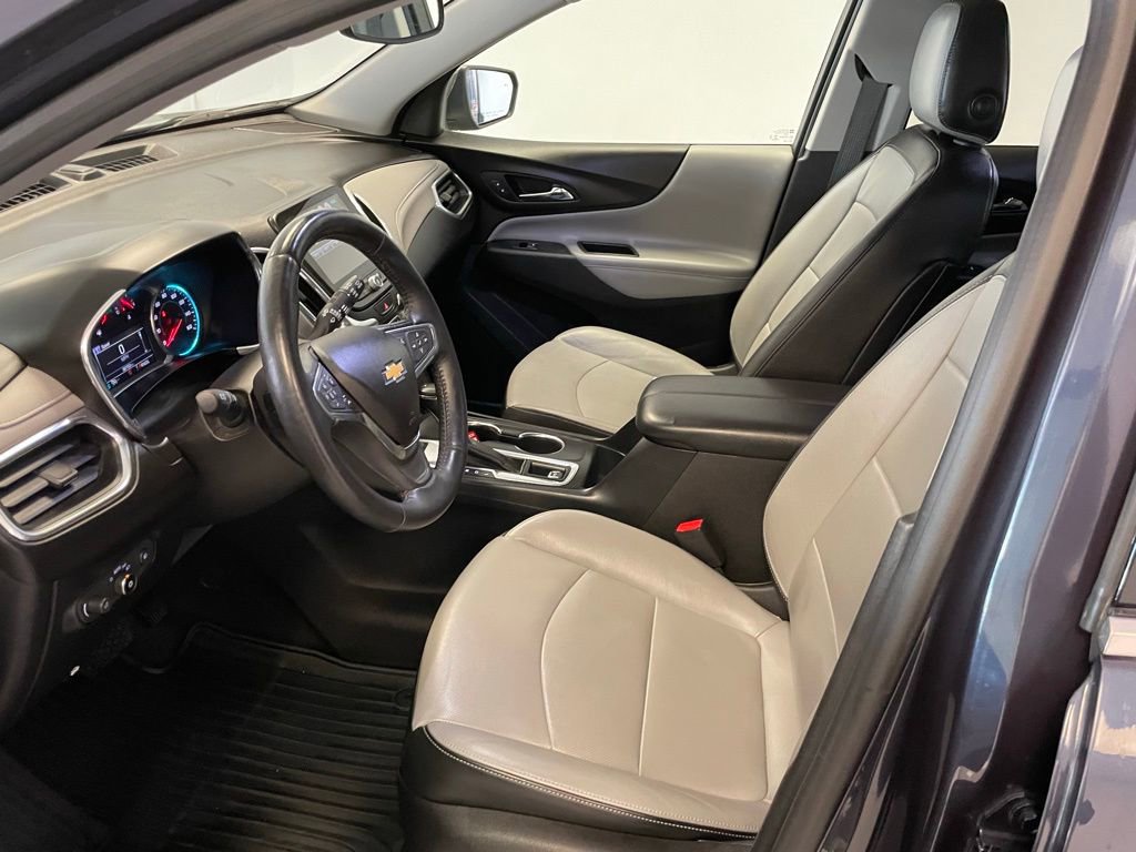 Used 2018 Chevrolet Equinox Premier w/ LPO, Cargo Package image 15